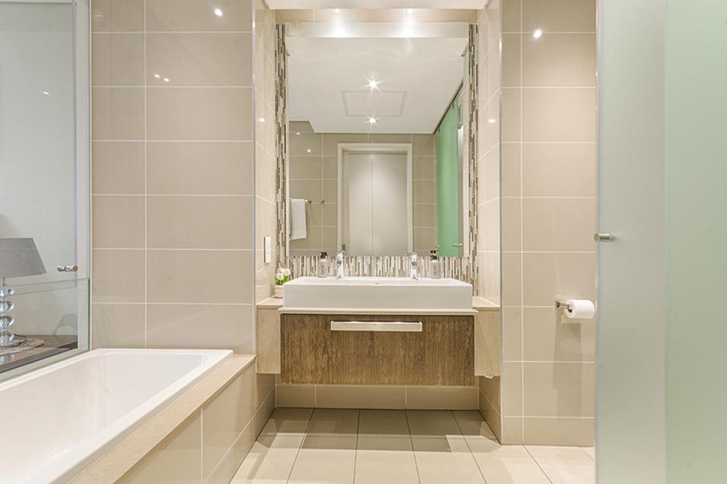 Sandton Skyline Luxury Space ヨハネスブルグ エクステリア 写真