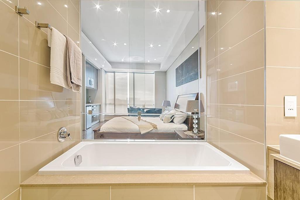 Sandton Skyline Luxury Space ヨハネスブルグ エクステリア 写真