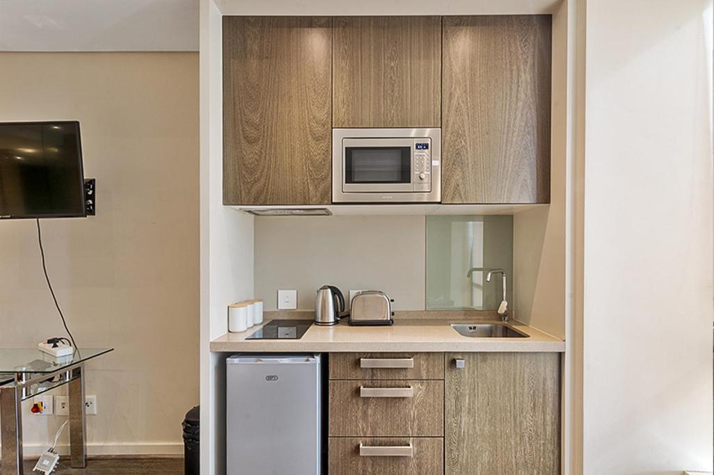 Sandton Skyline Luxury Space ヨハネスブルグ エクステリア 写真