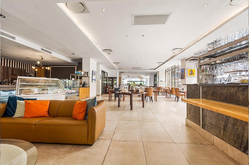 Sandton Skyline Luxury Space ヨハネスブルグ エクステリア 写真